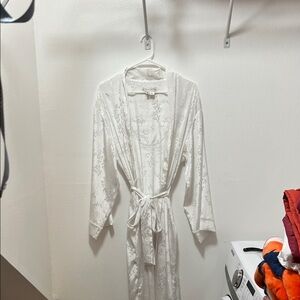 Oscar de la Renta Silver Floral Robe